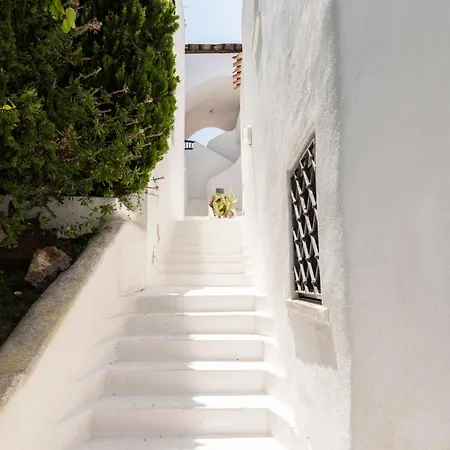 Porto Cervo-stella Maris * بورتو كيرفو